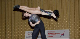 Rock and roll acrobatico 1343 0 Rock n Roll acrobatico